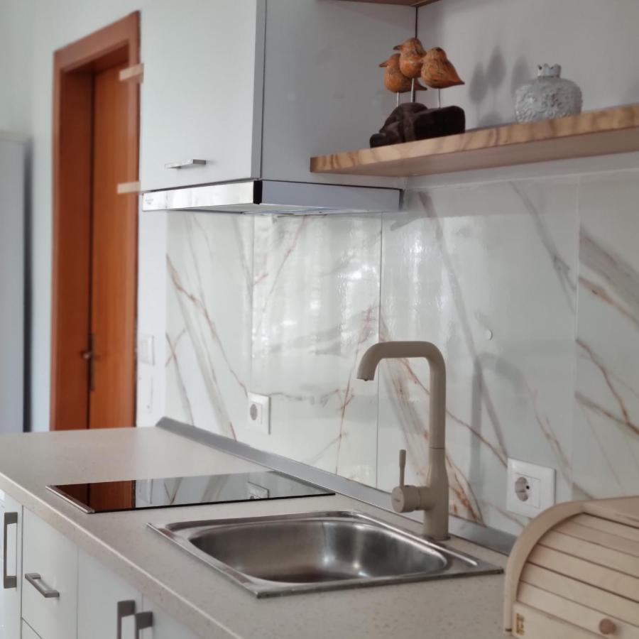 Green Villa Вльора Екстер'єр фото