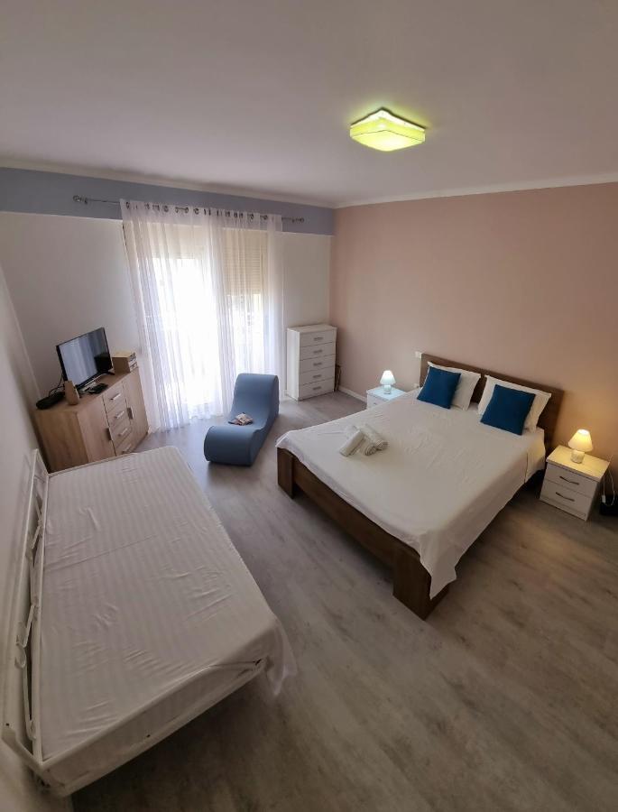 Green Villa Вльора Екстер'єр фото